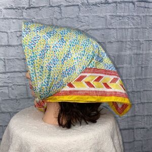 Vintage 1960’s multicolor multi print head or neck scarf